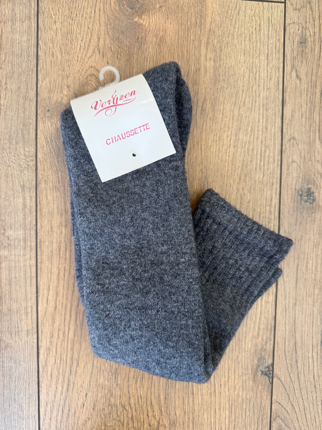 Chaussettes hautes en laine grises