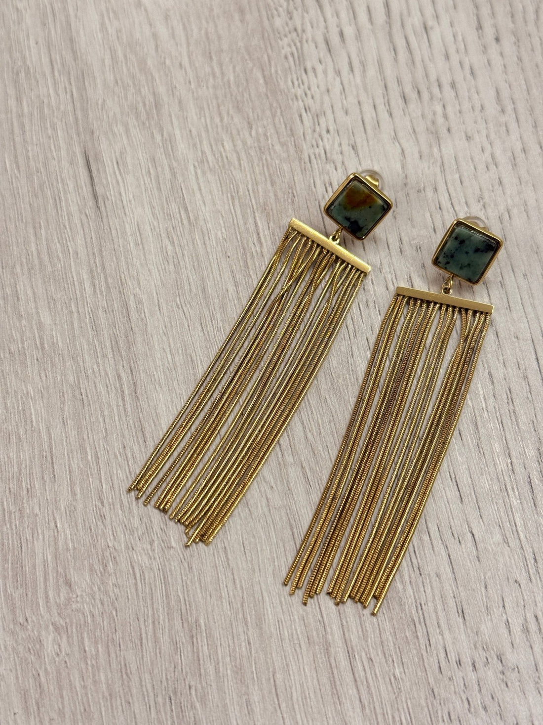 Boucles d’oreilles dorées pendantes - Léone