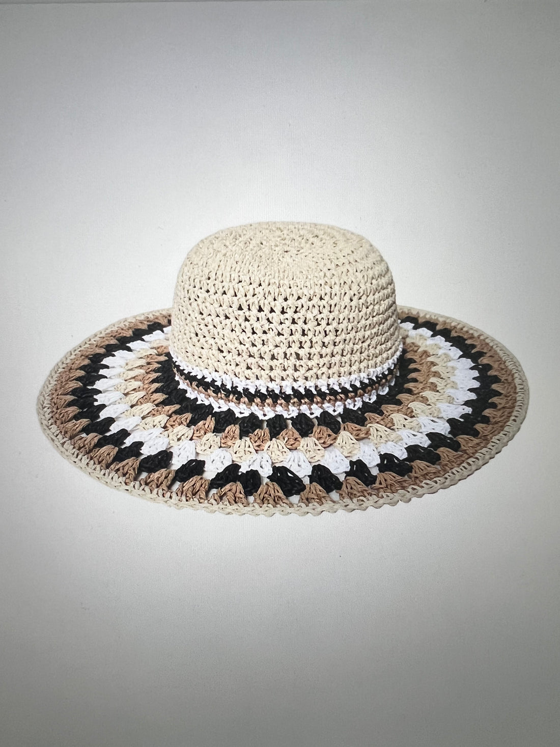 Grand chapeau en papier