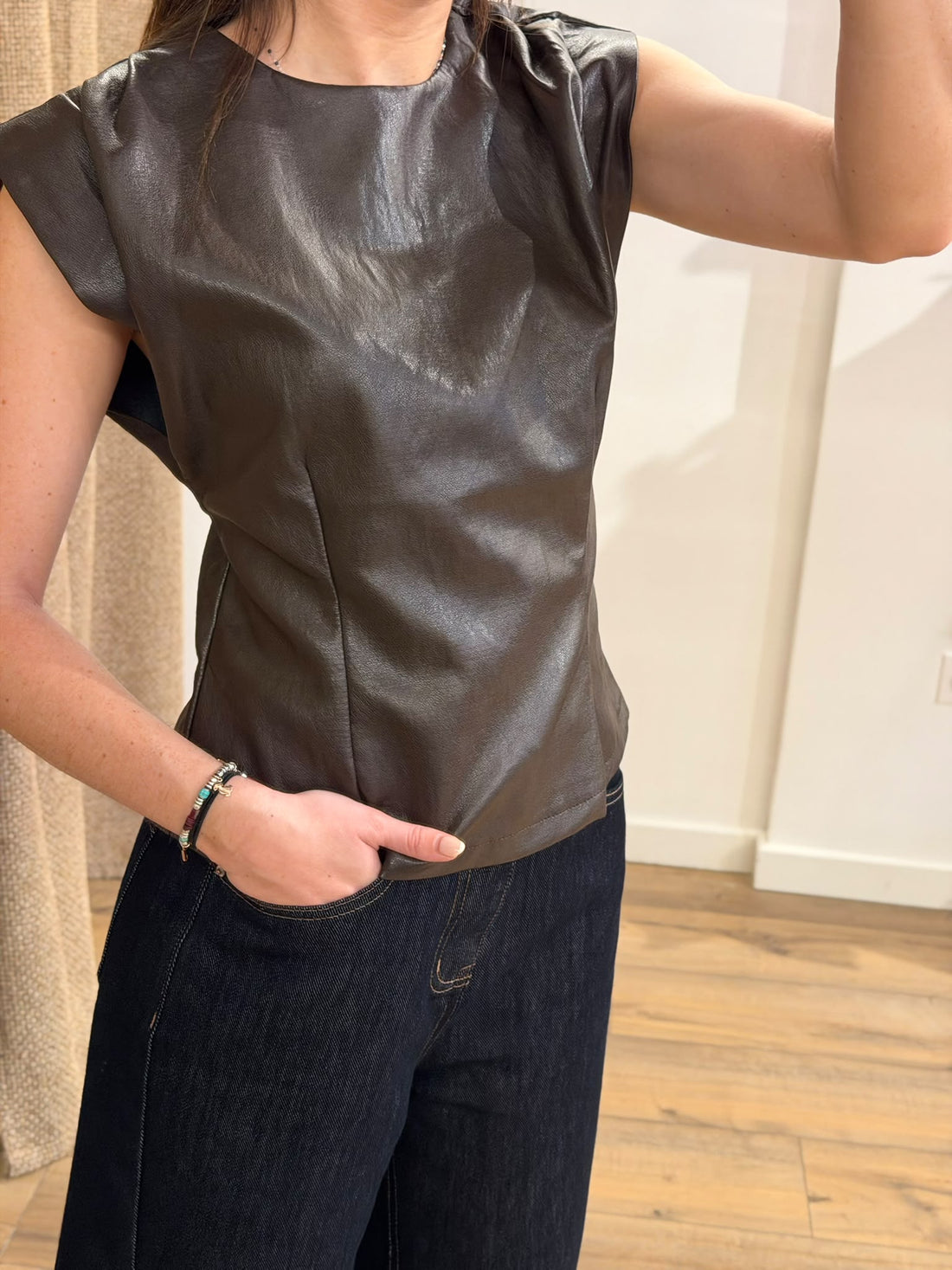 Top en simili cintré marron