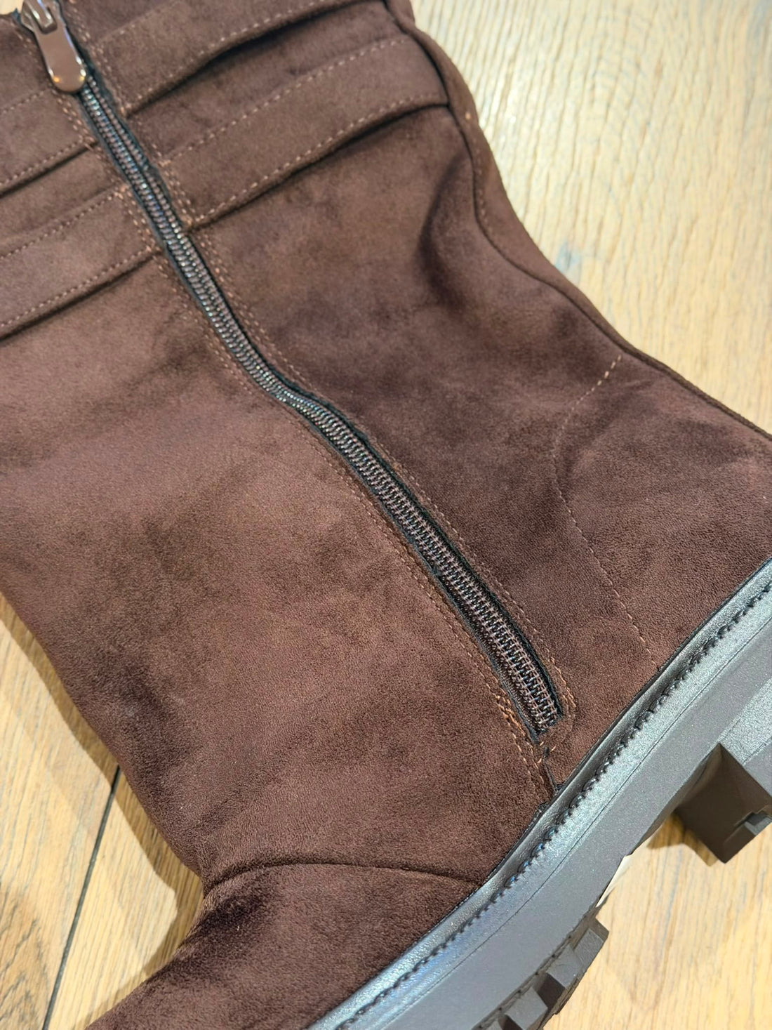 Bottes larges daim marron