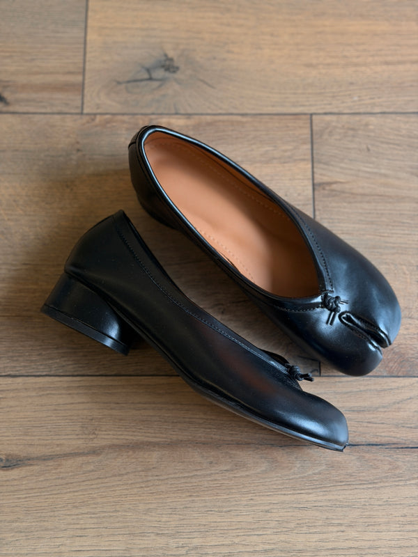 Ballerines noires style tabi