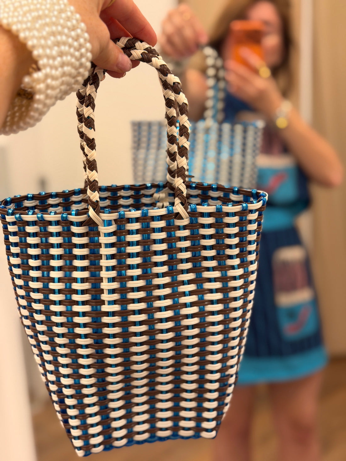 Mini cabas tissé main bleu
