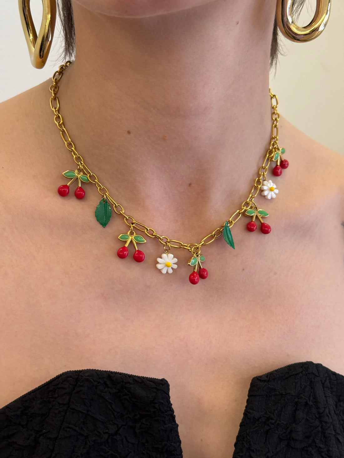 Collier cerises