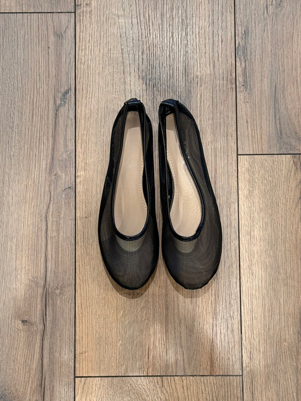 Ballerines noires en tulle