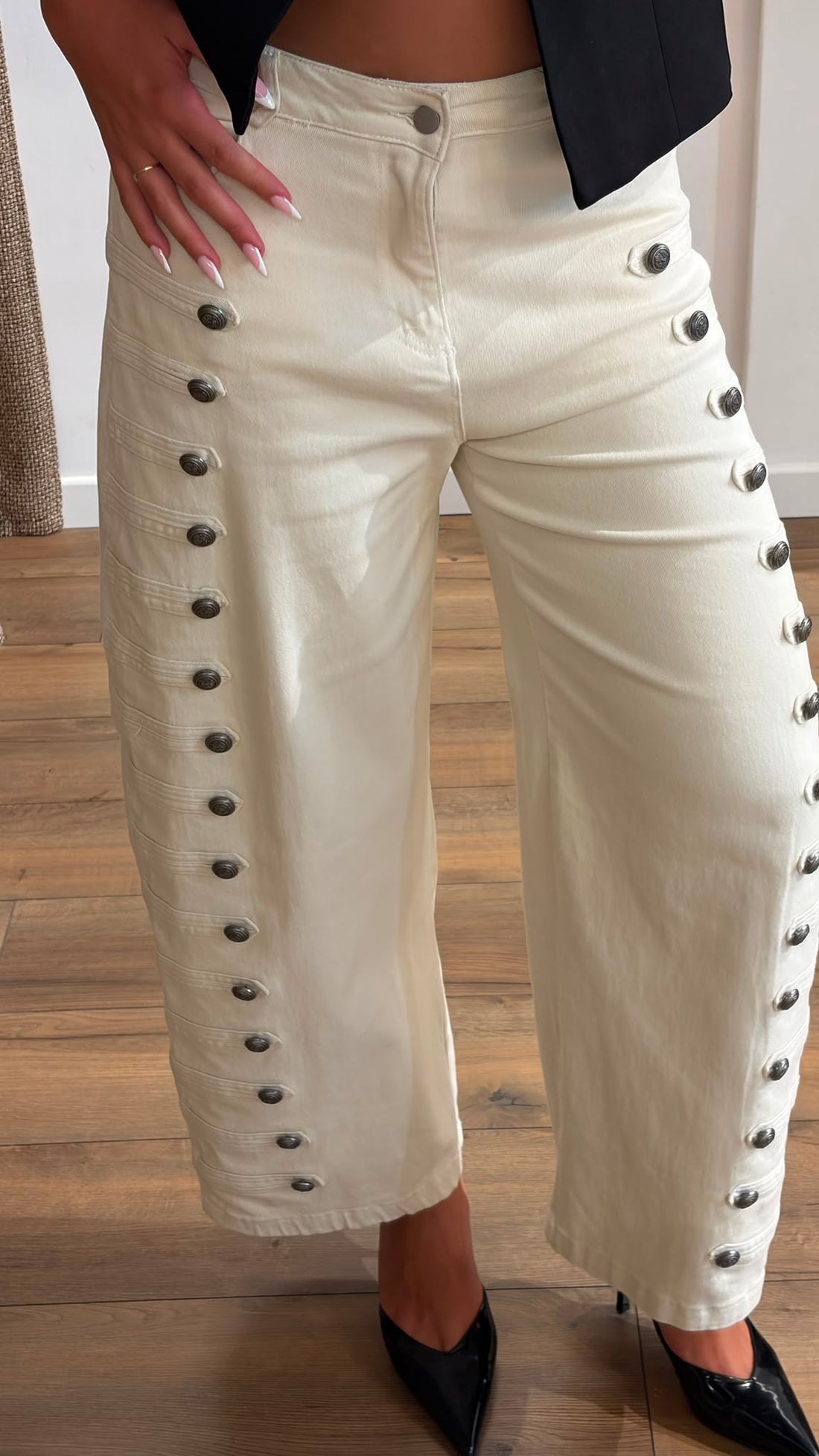 Jean attaches militaires écru
