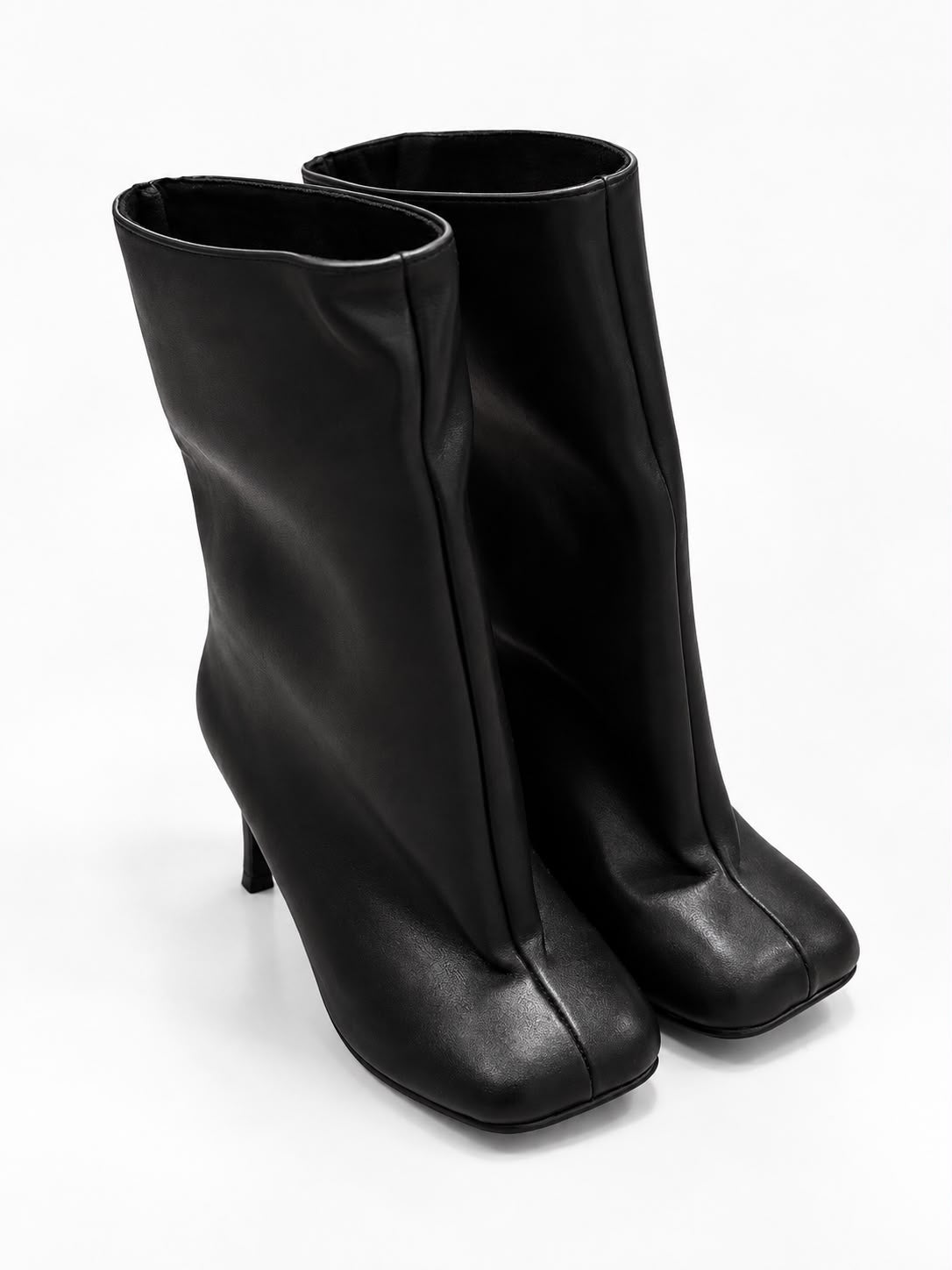 Bottines noires a talon