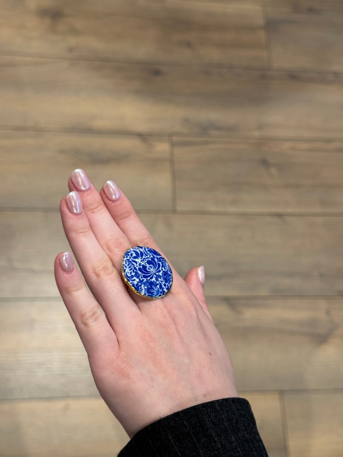 Bague dorée avec rond azulejos - Léone
