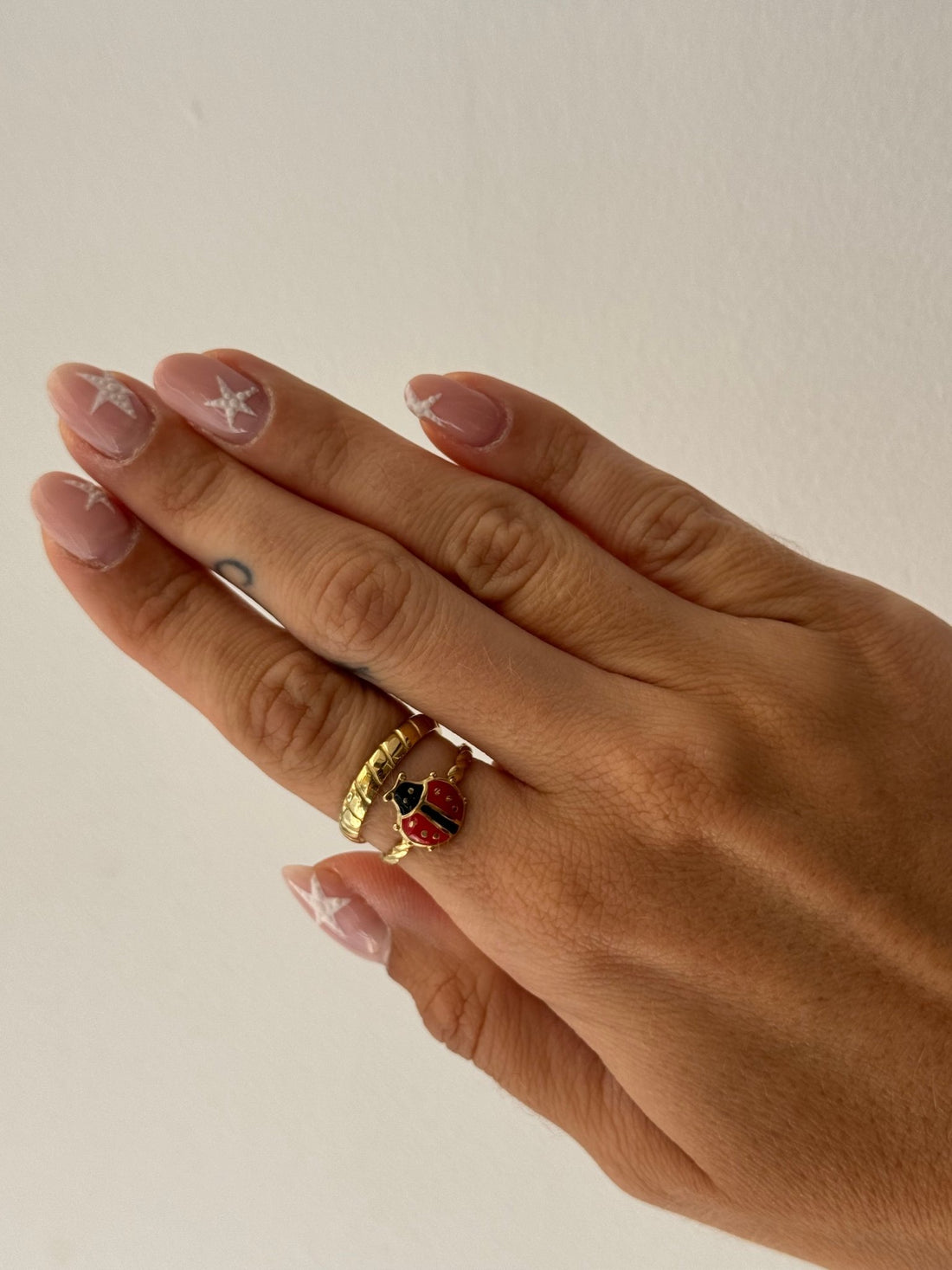 Bague dorée coccinelle - Léone