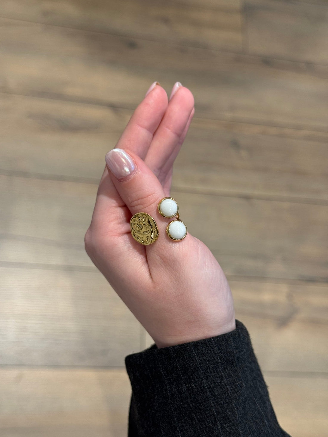 Bague dorée duo blanc - Léone