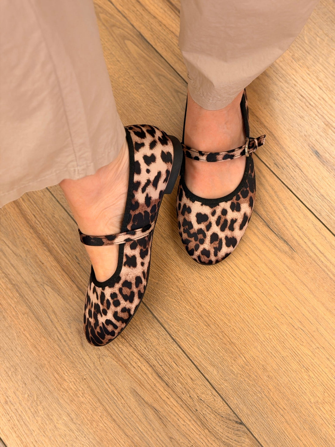 Ballerines bride leopard - Léone
