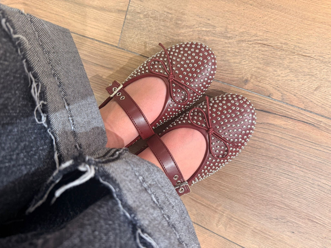 Ballerines cloutees bordeaux - Léone