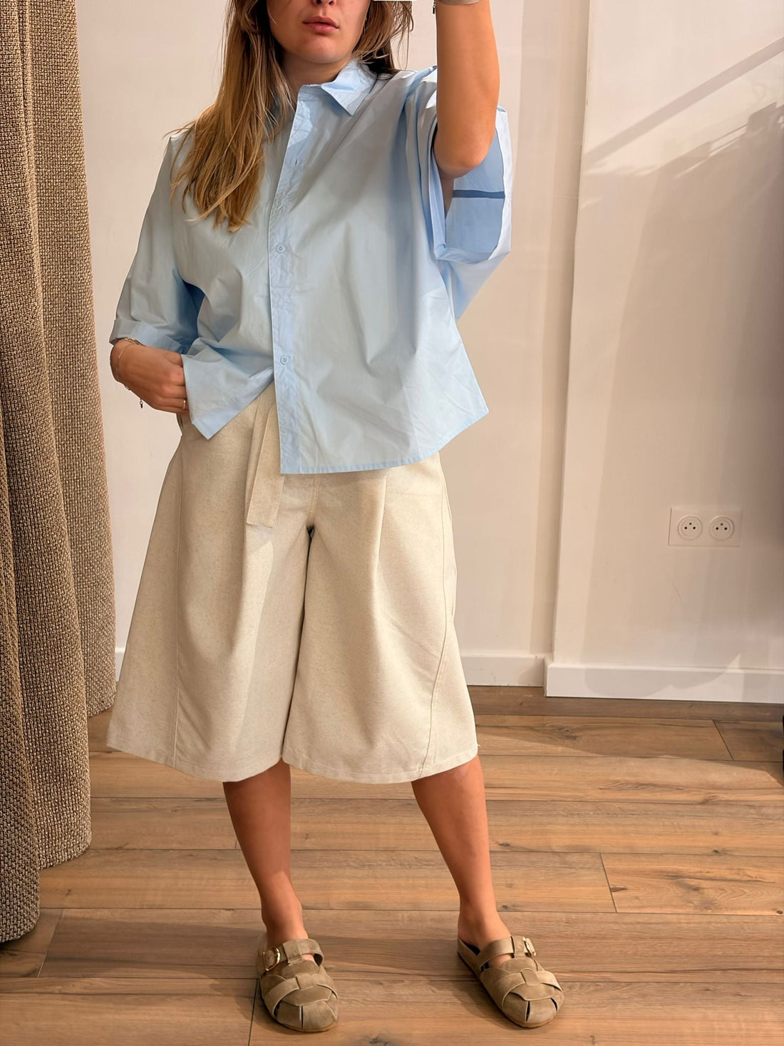 Bermuda Lee - Léone