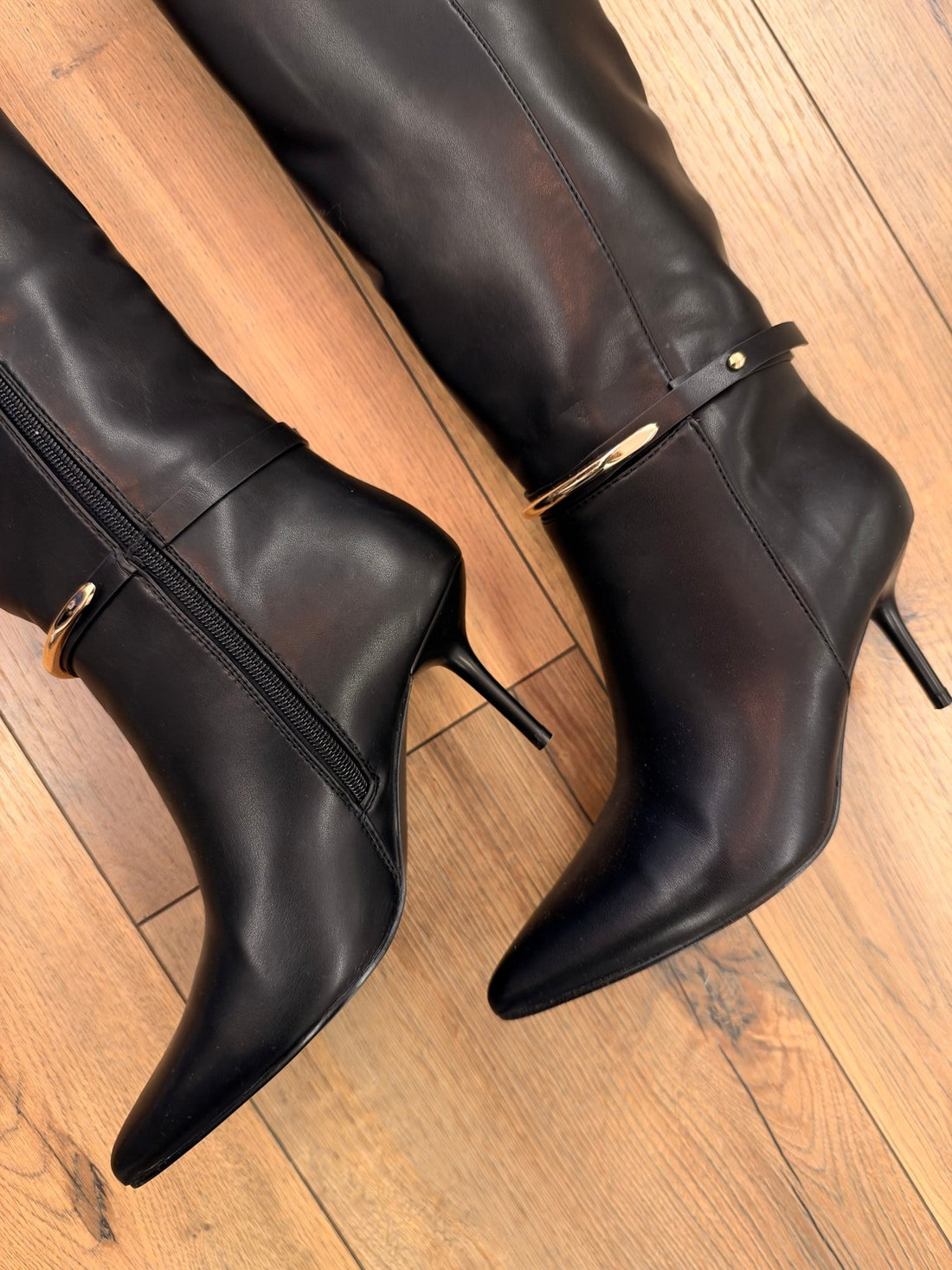 Bottes bout pointu noir - Léone