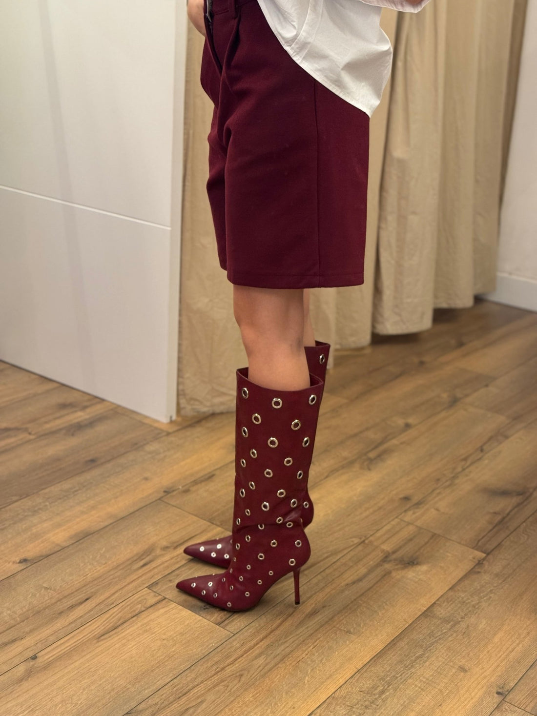 Bottes rouges à œillets - Léone