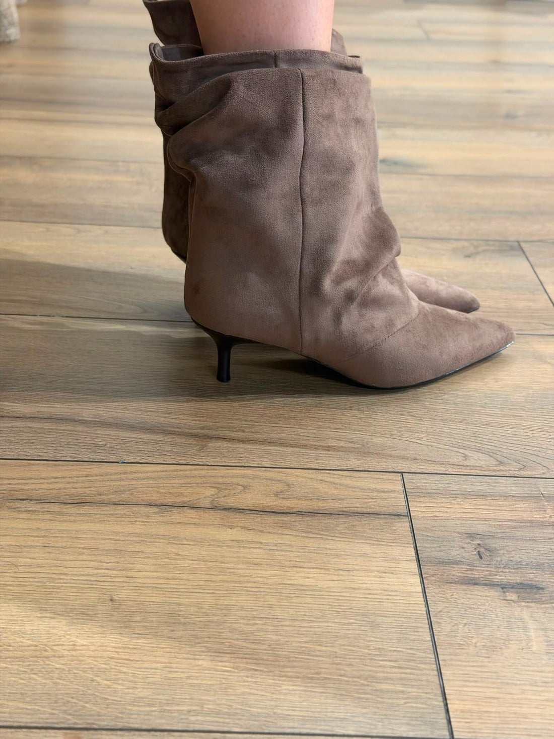 Bottines daim taupe fronces - Léone