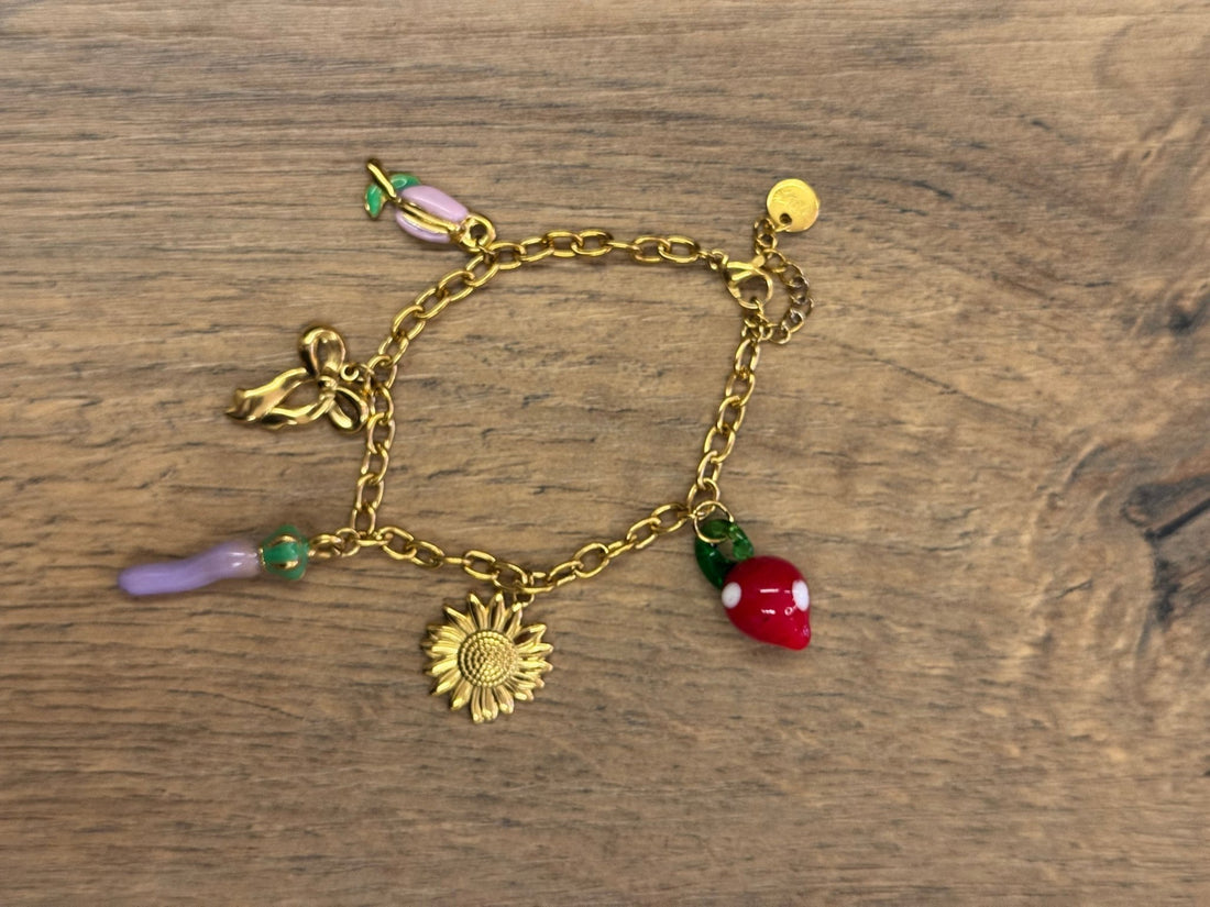 Bracelet chaîne dorée et breloques lilas - Léone