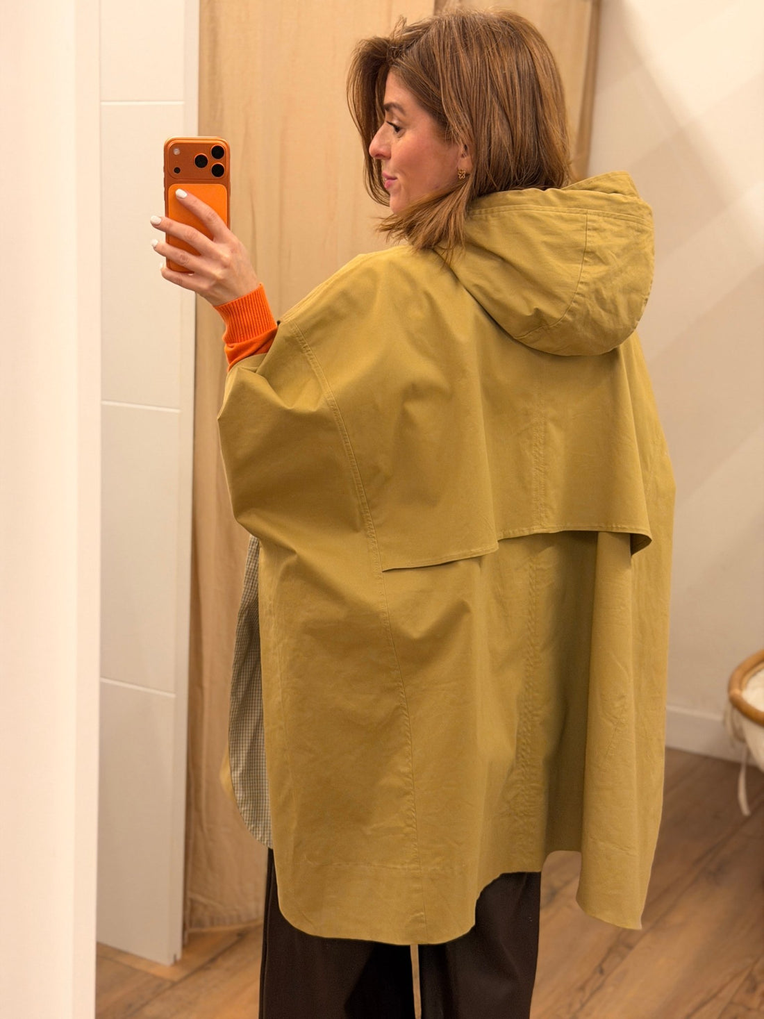 Cape Misha beige - Léone