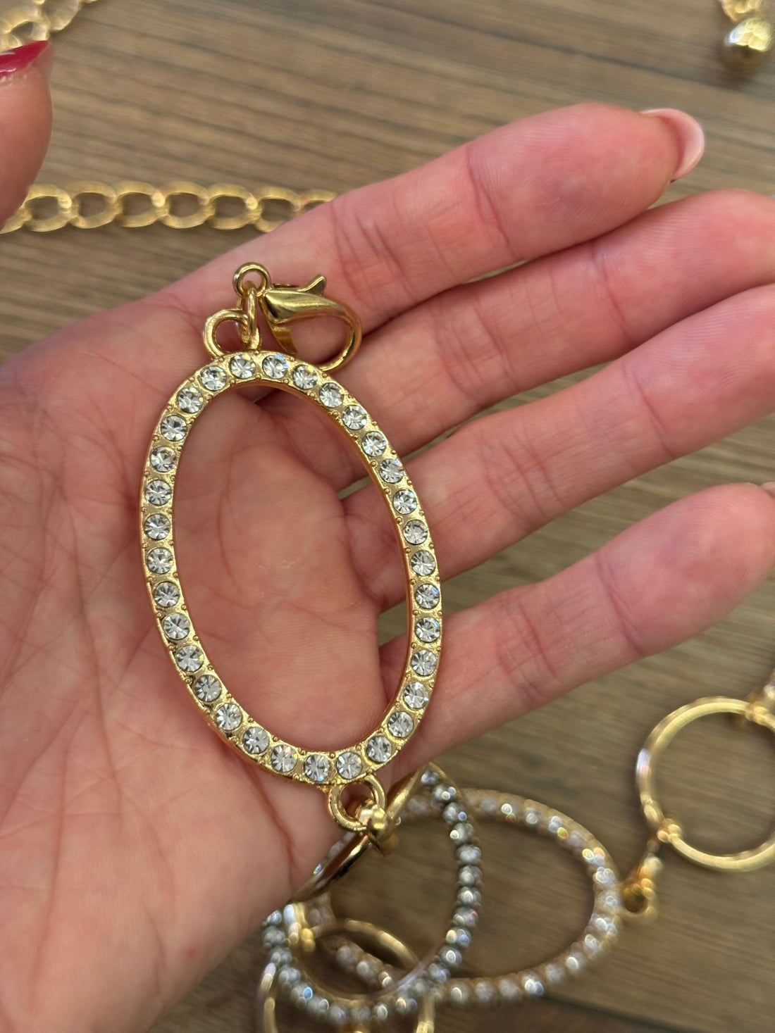 Ceinture chaîne dorée à strass - Léone