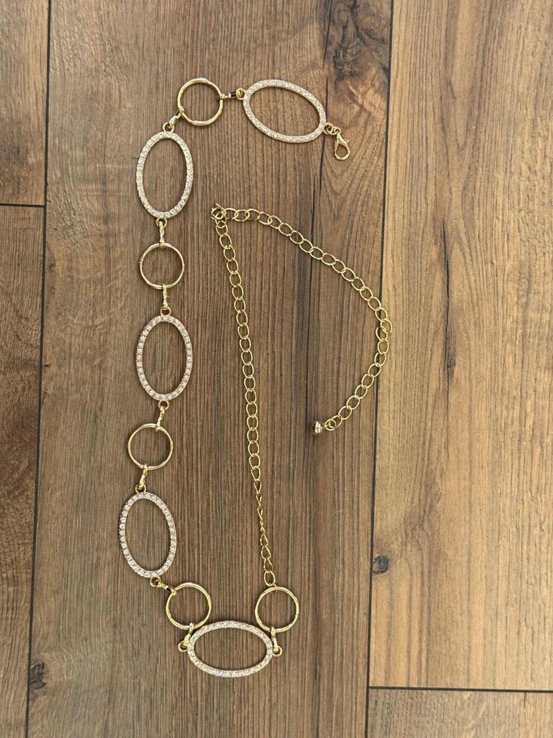 Ceinture chaîne dorée à strass - Léone