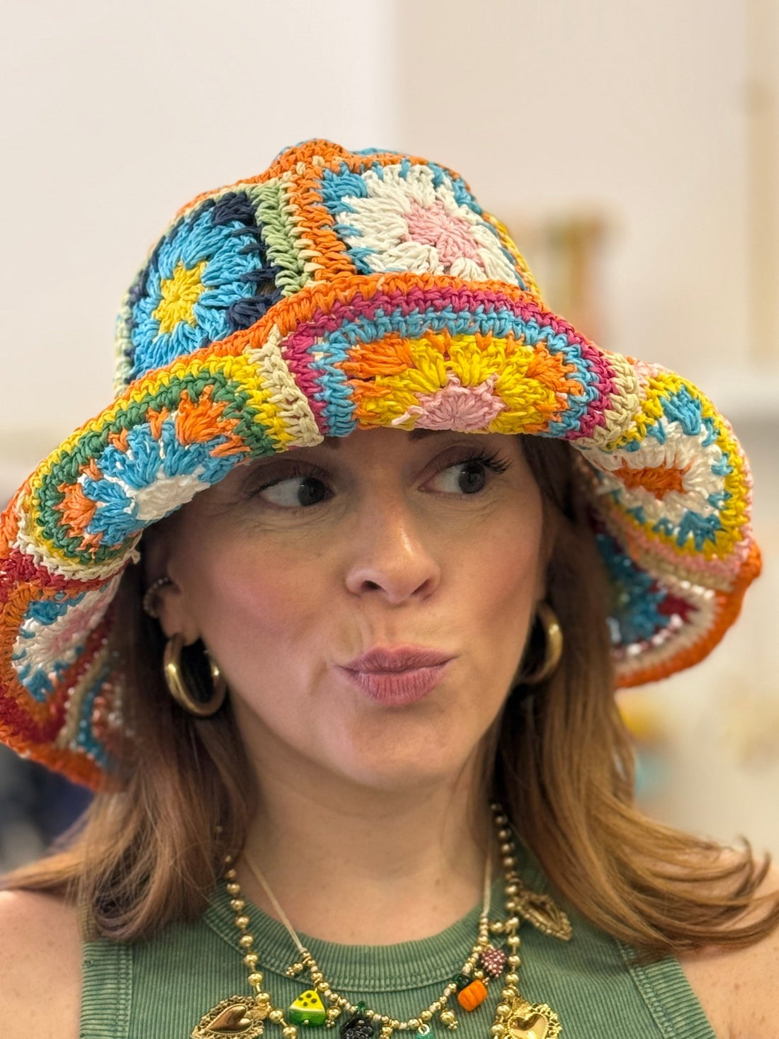 Chapeau en papier multicolore - Léone