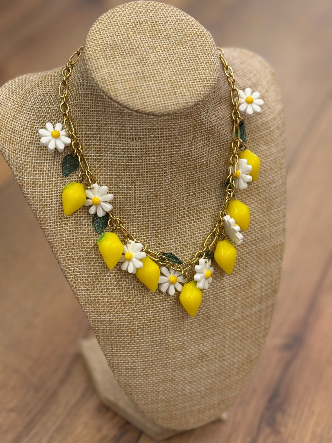 Collier citrons et marguerites - Léone