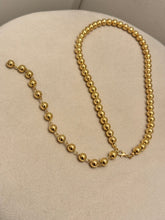 Charger l&#39;image dans la galerie, Collier en perles dorées - Léone
