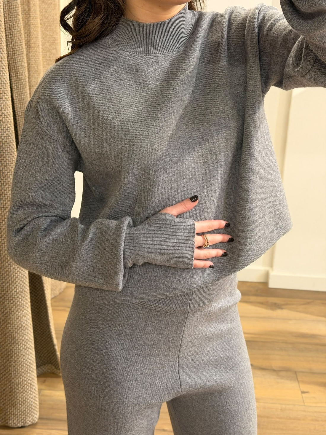 Ensemble en maille grise - Léone