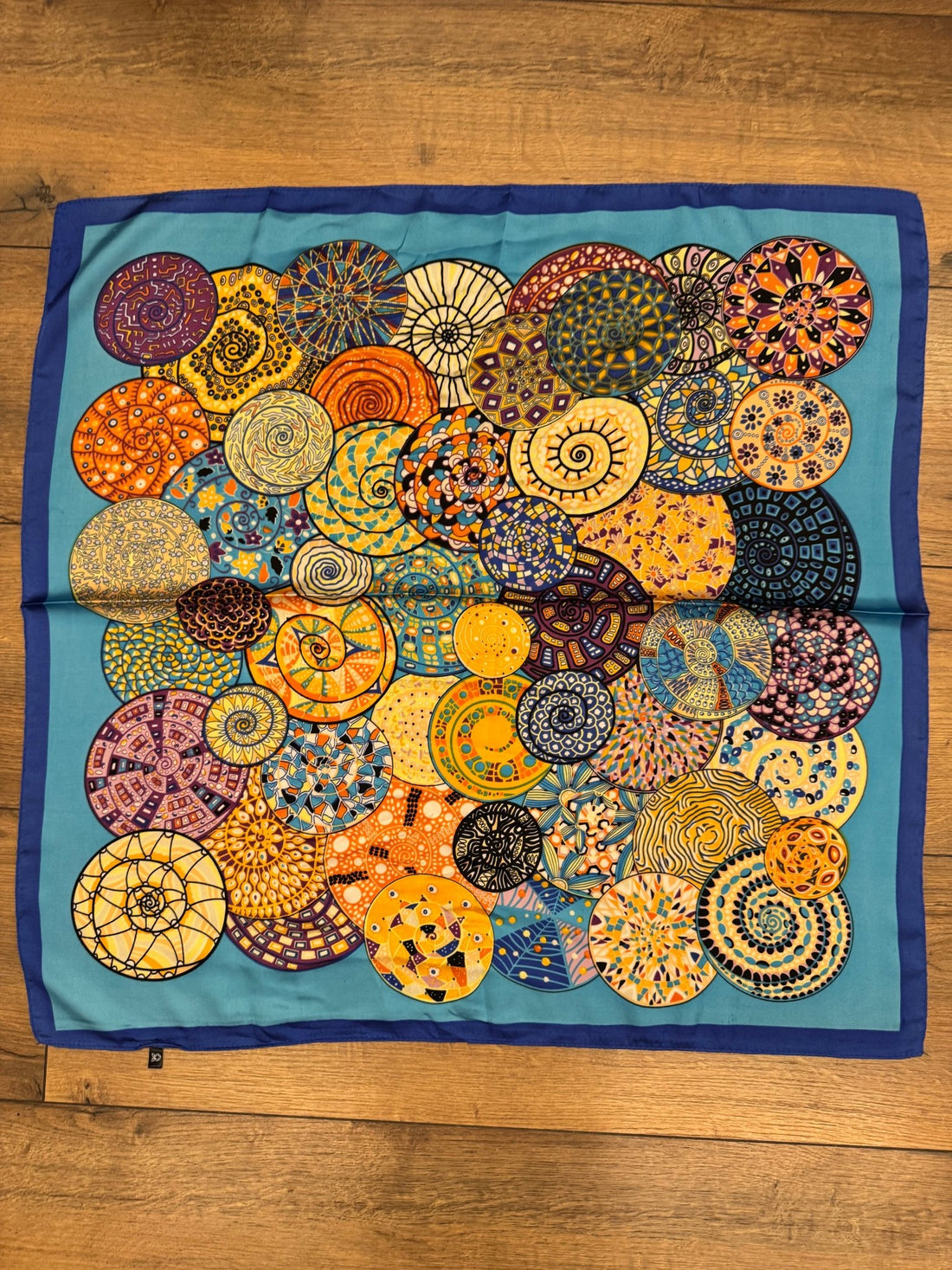 Foulard bleu roi imprimé divers - Léone