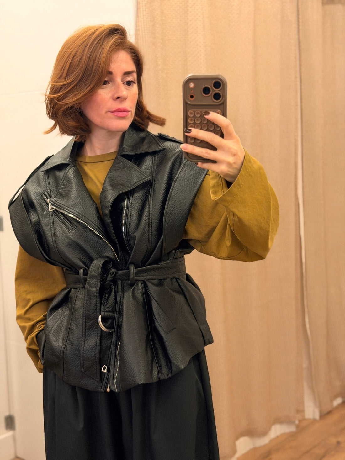 Gilet sm en simili noir - Léone