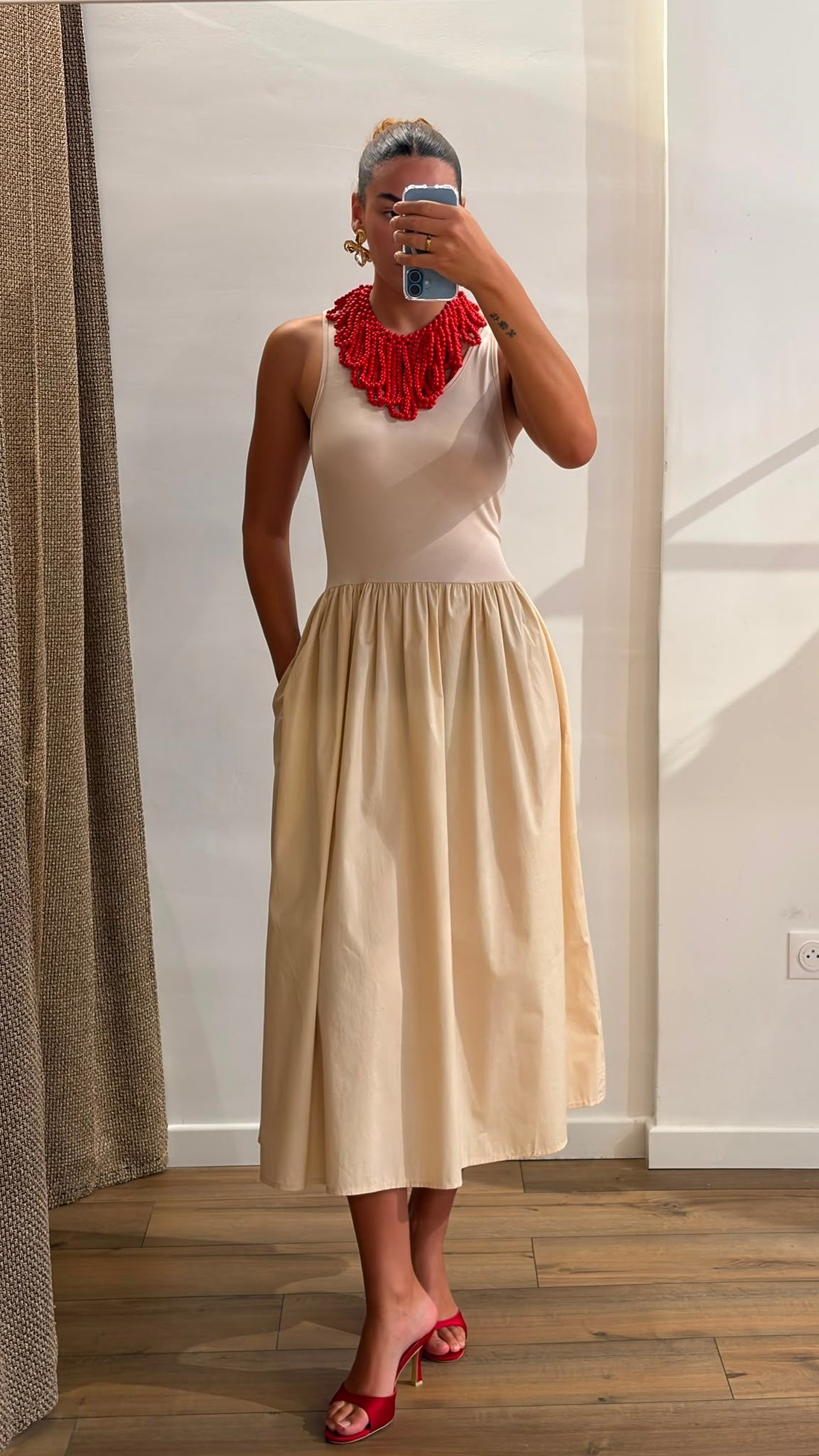 Gros collier rouge perle bois - Léone