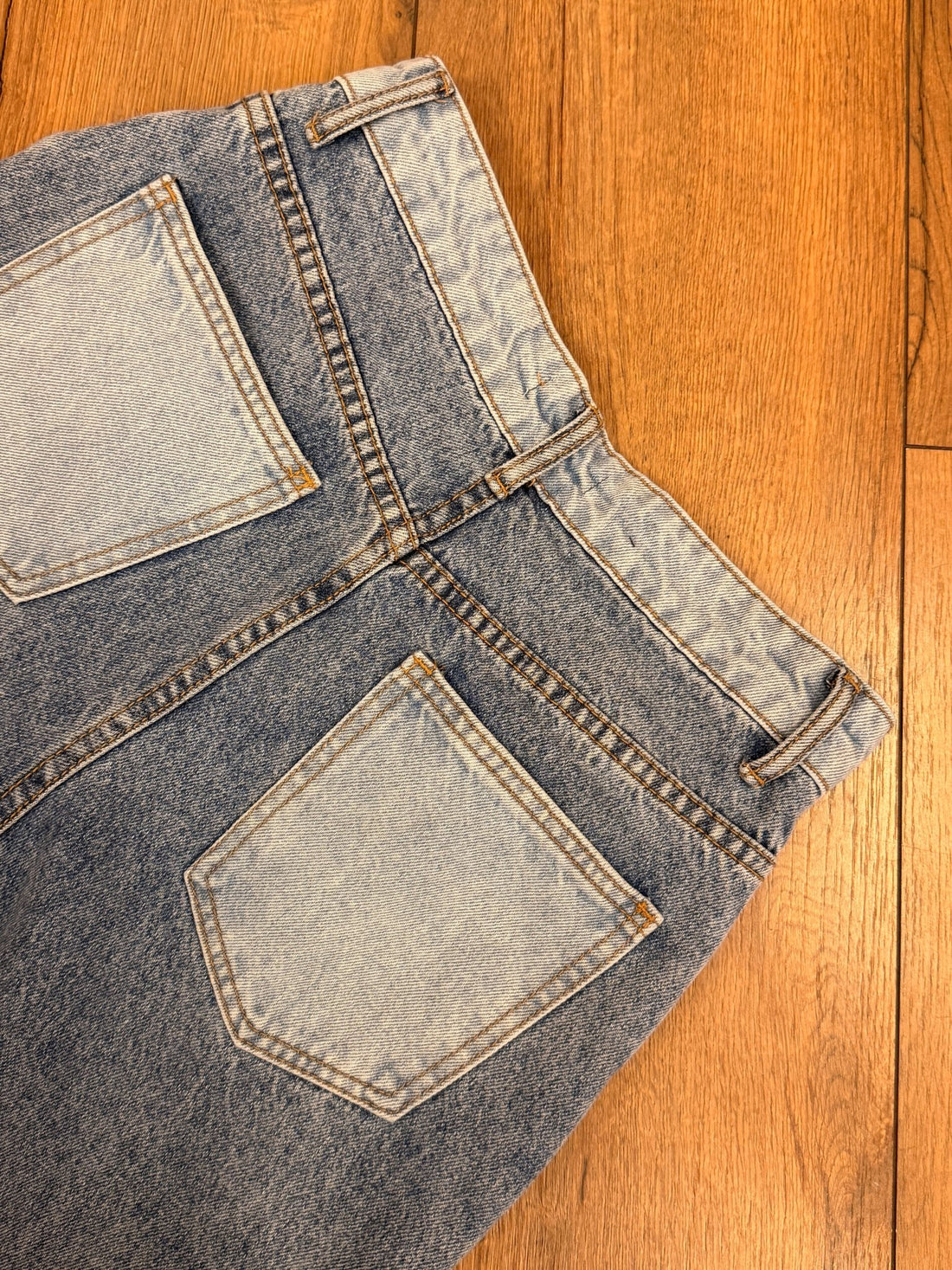 Jean Ilario - Léone