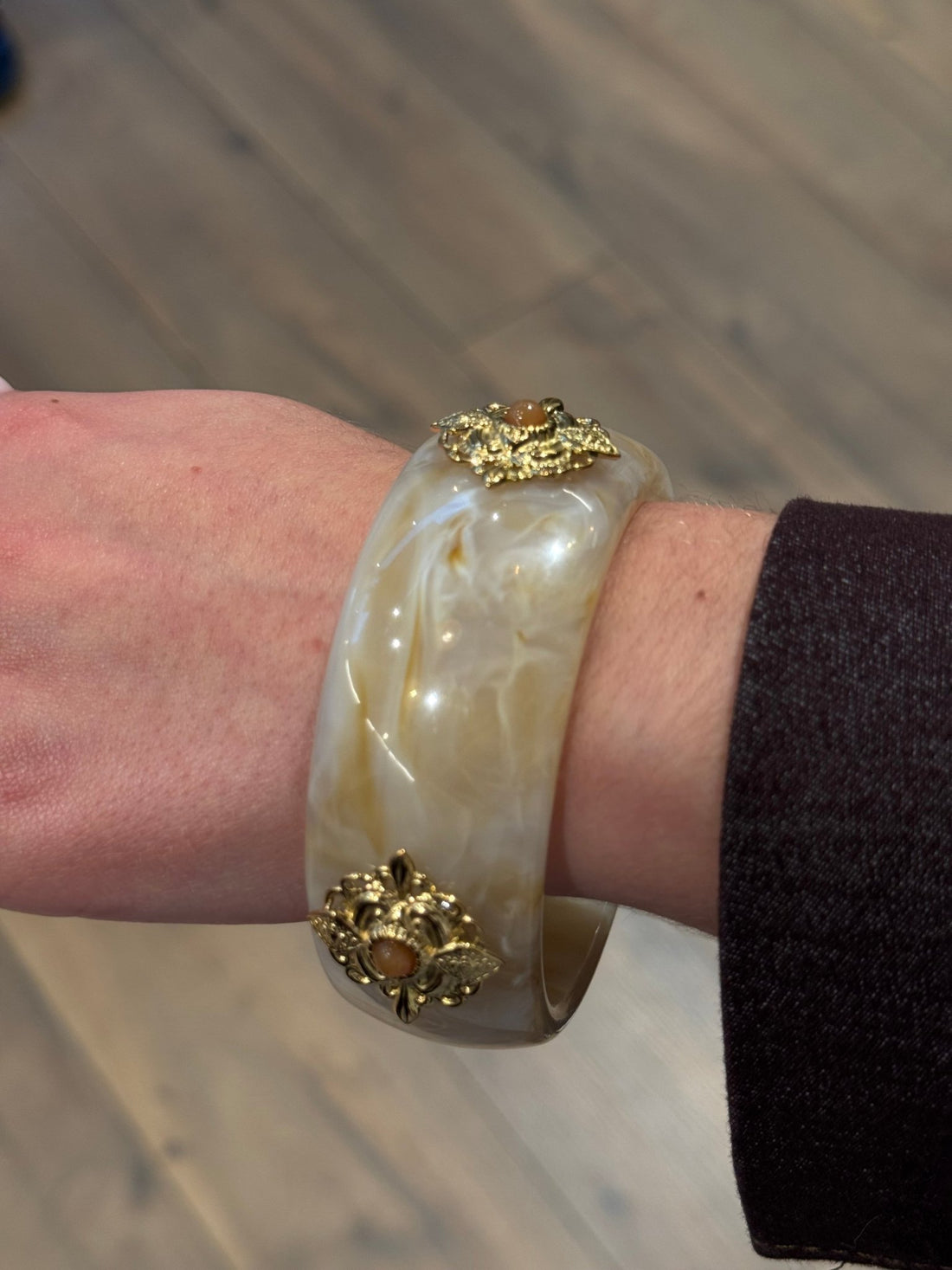 Jonc en résine beige marbré - Léone