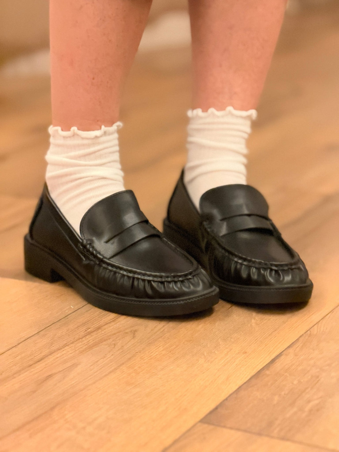 Mocassins noirs simili fronces - Léone