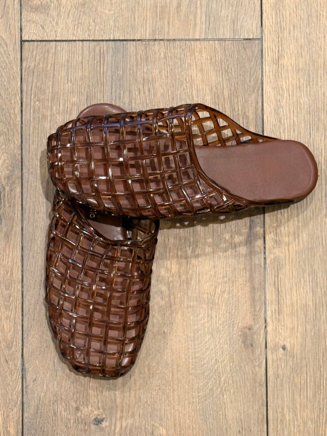 Mules ajourees en pvc marron - Léone
