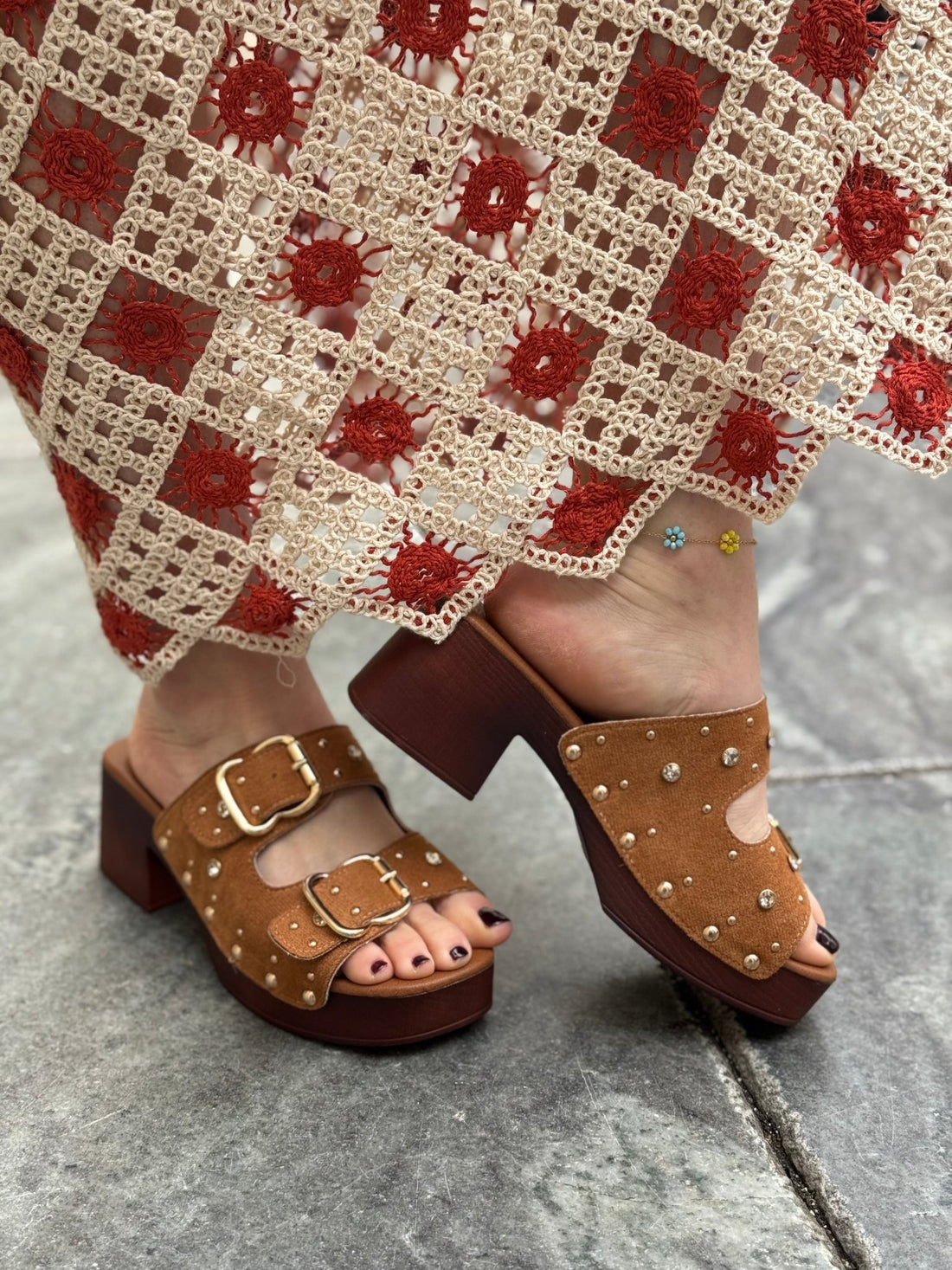 Mules camel avec strass et clous - Léone