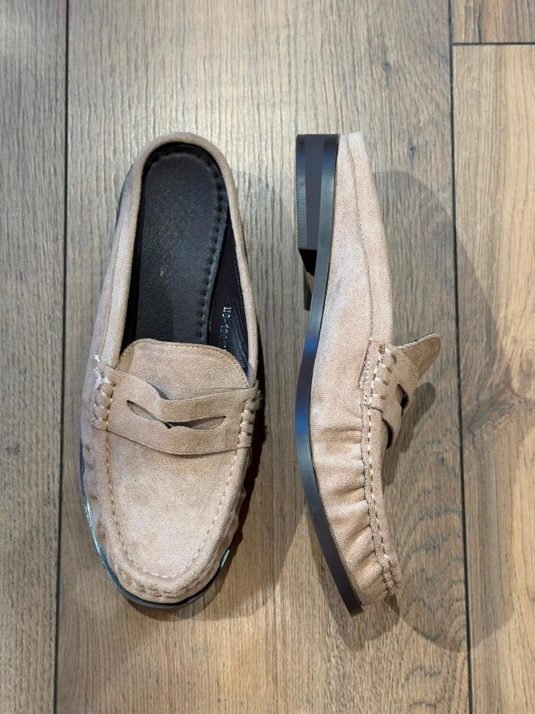 Mules mocassins daim kaki - Léone