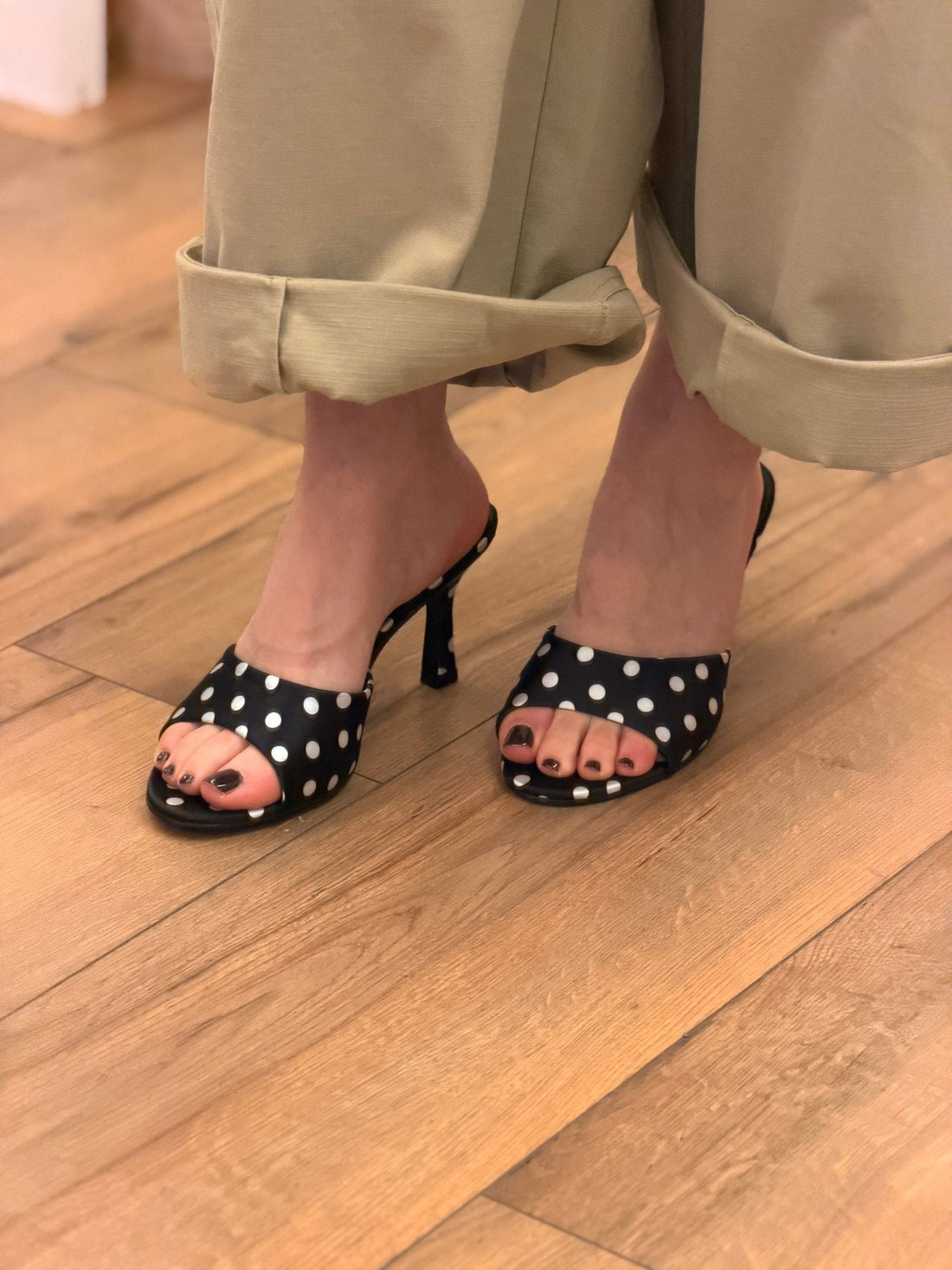 Mules satin pois noir - Léone
