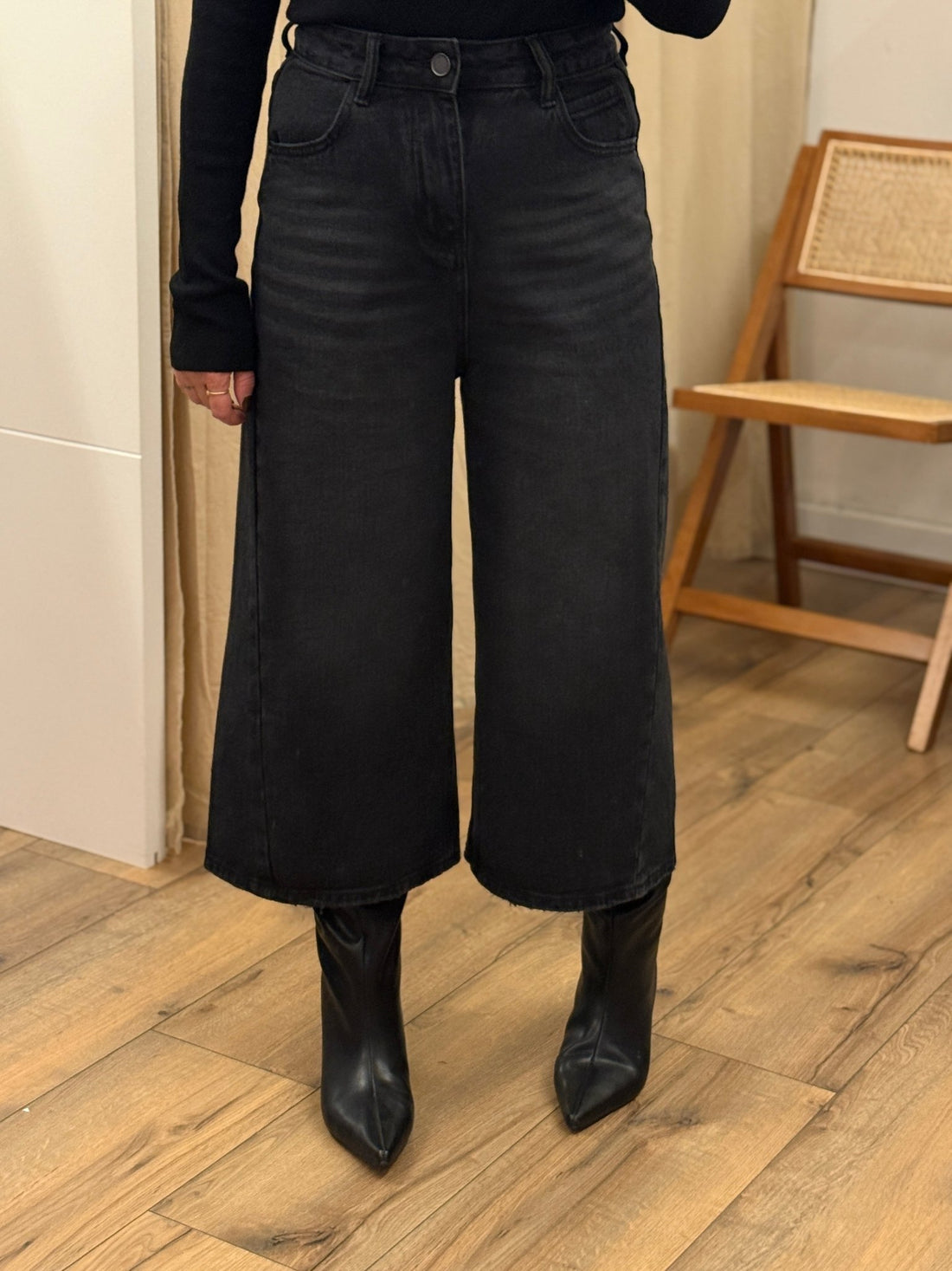 Pantacourt Clark - Léone