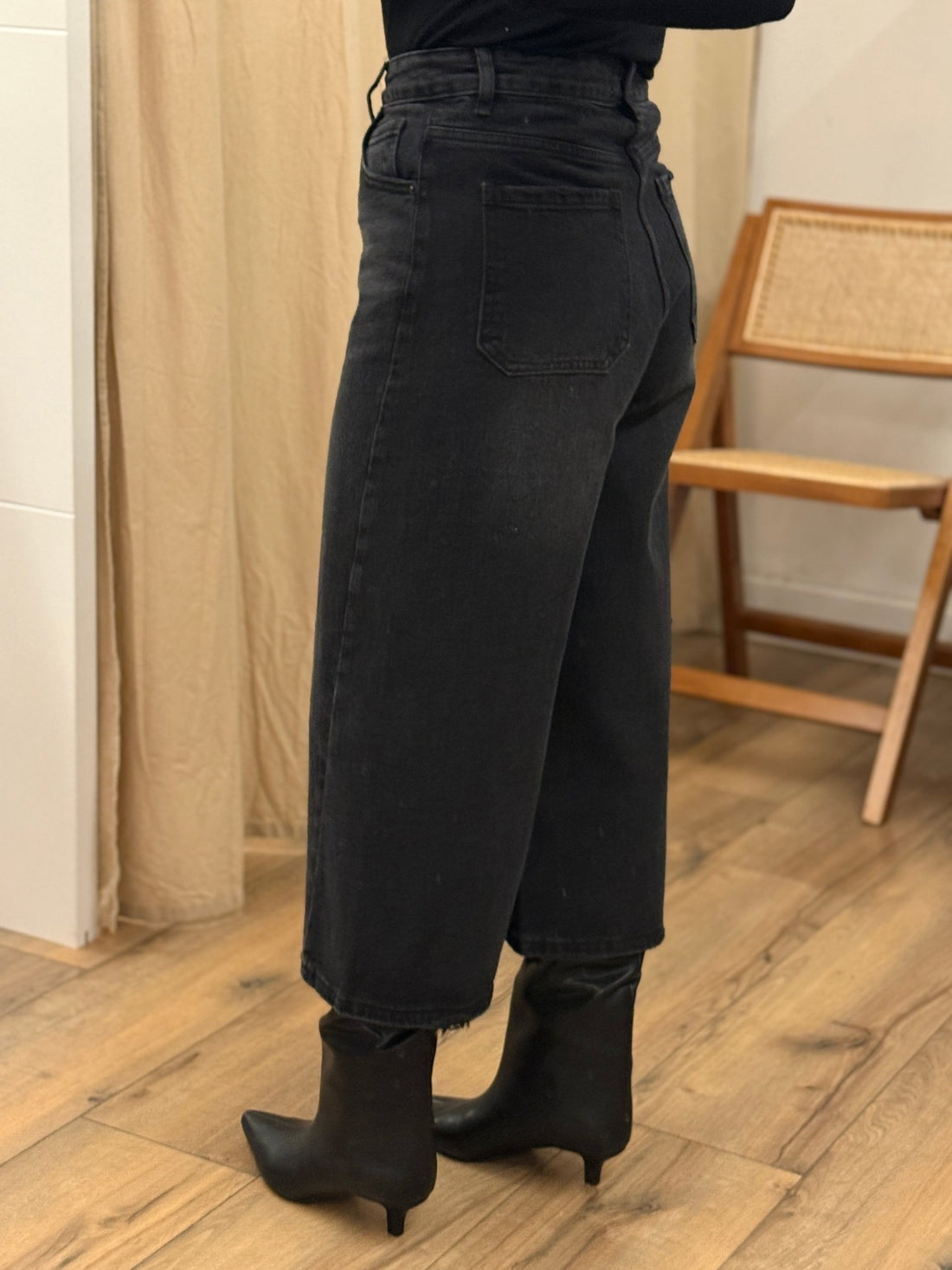 Pantacourt Clark - Léone