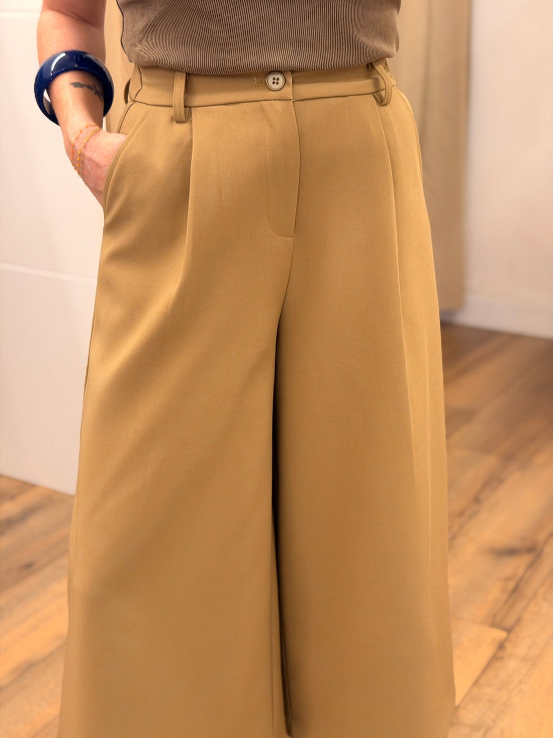 Pantacourt Milo camel - Léone