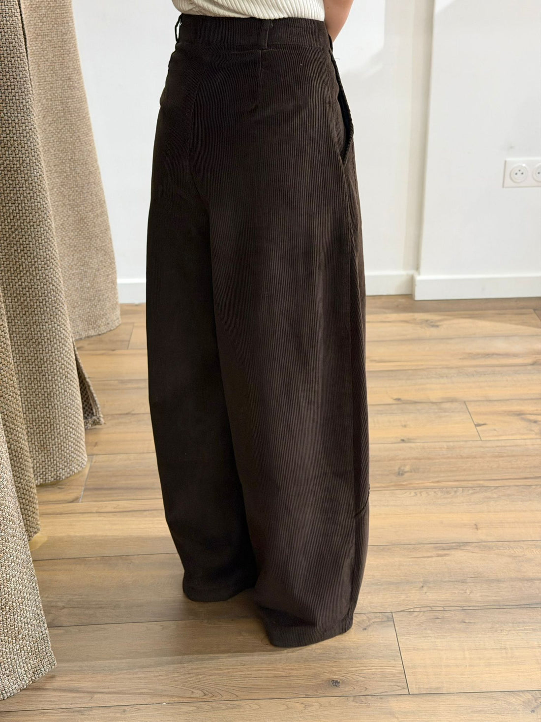 Pantalon en velours marron - Léone