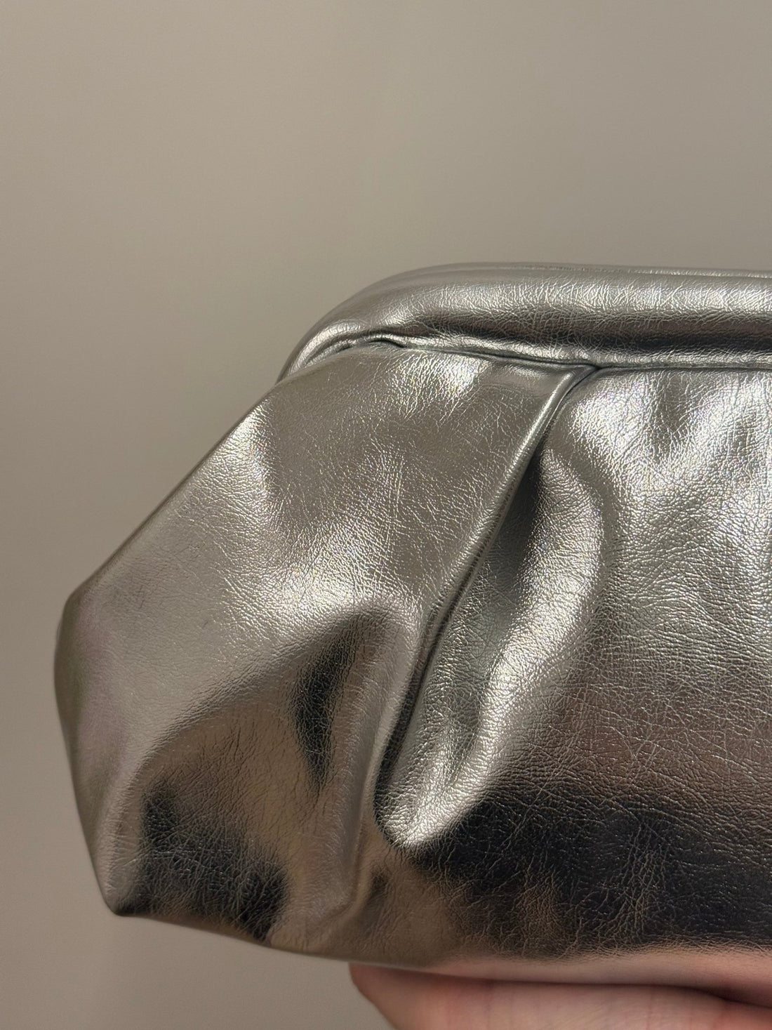 Pochette chromee - Léone