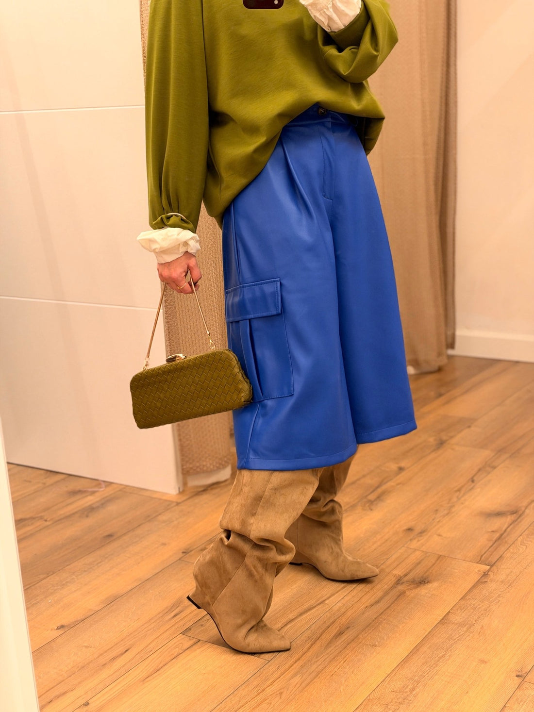 Pochette plate tressée olive - Léone