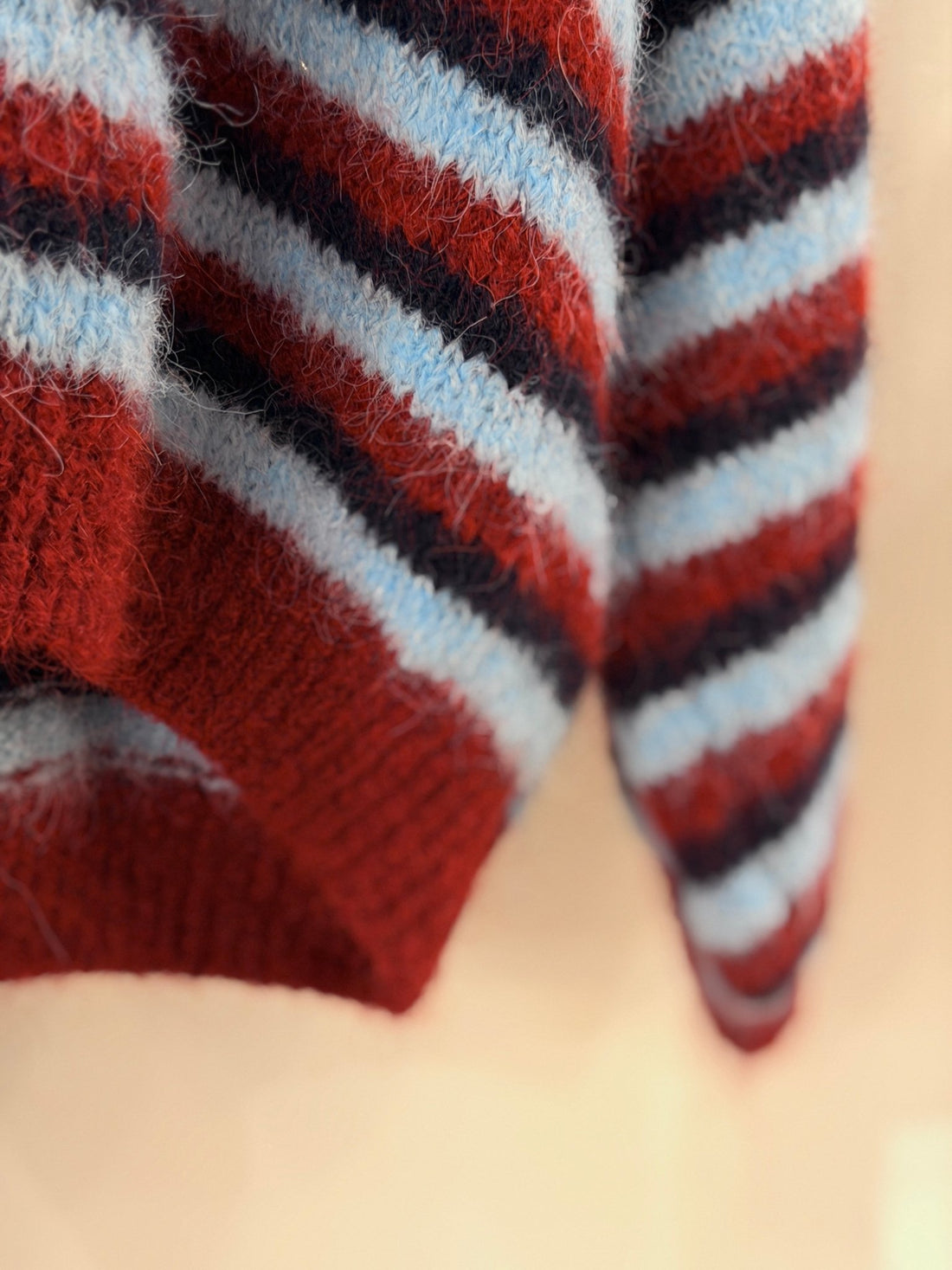 Pull raye Quentin marine - Léone