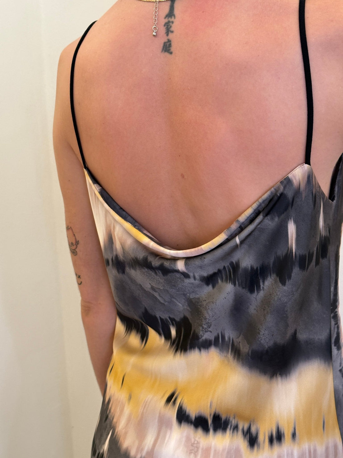 Robe satin Martika - Léone