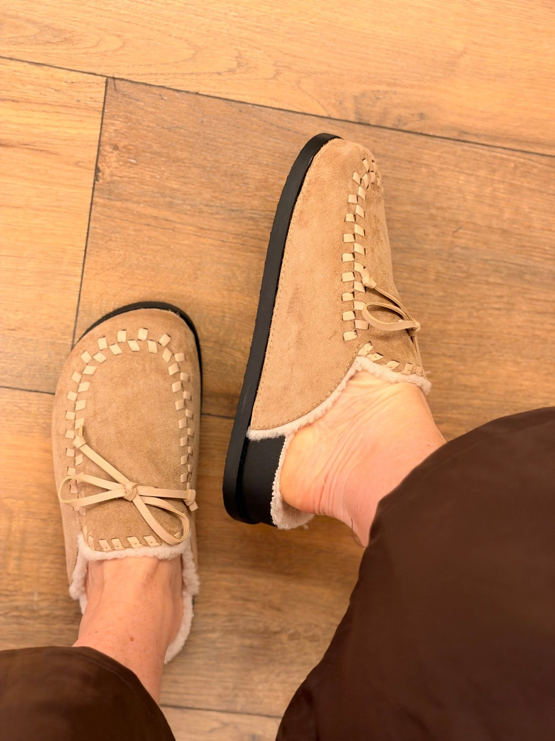 Sabots fourrés daim beige - Léone