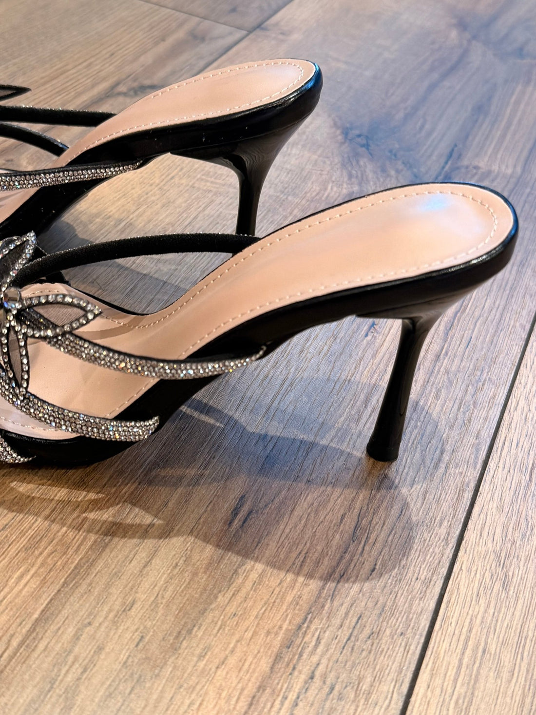 Sandales talon papillon strass - Léone