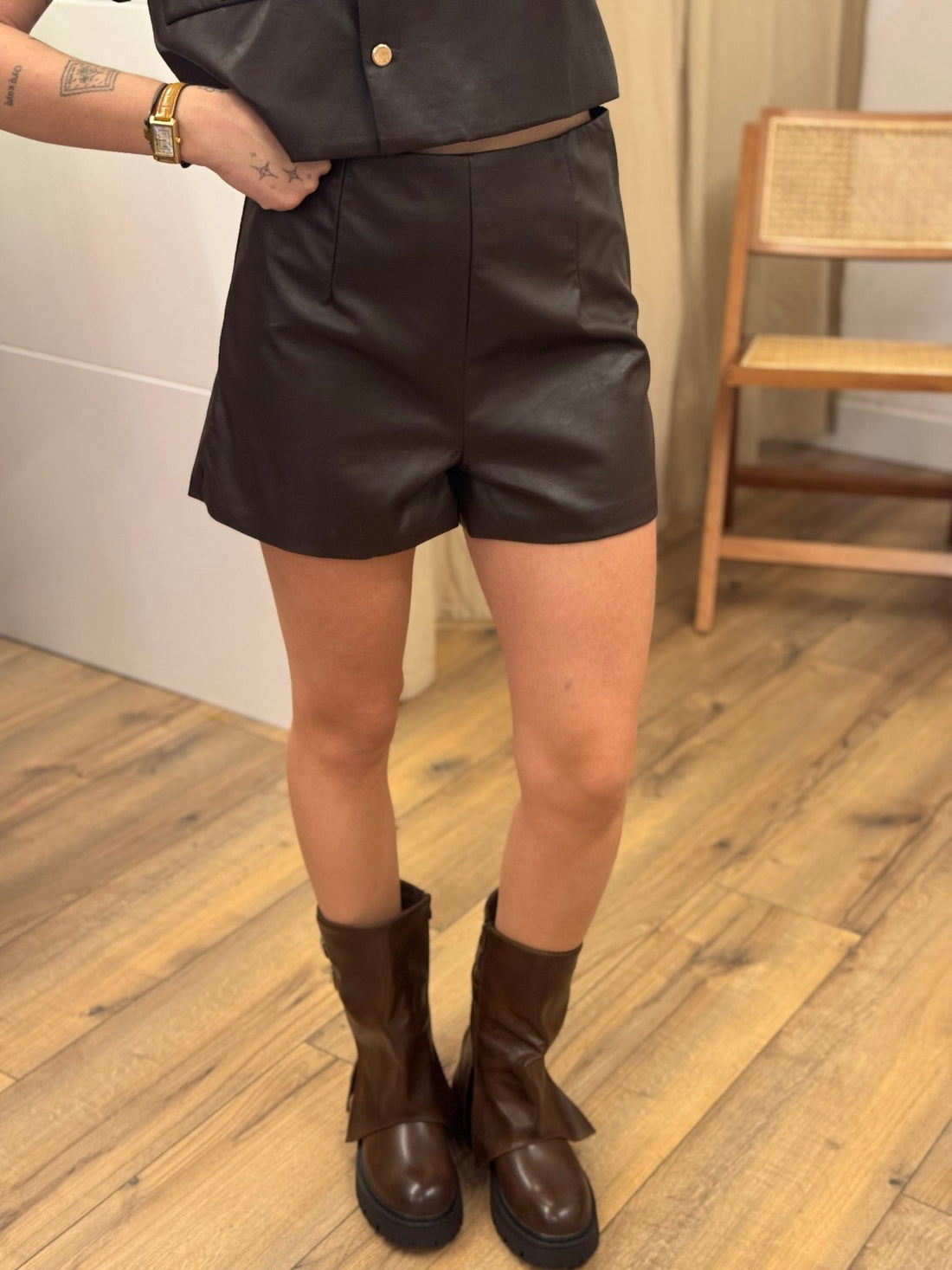 Short Leya marron - Léone
