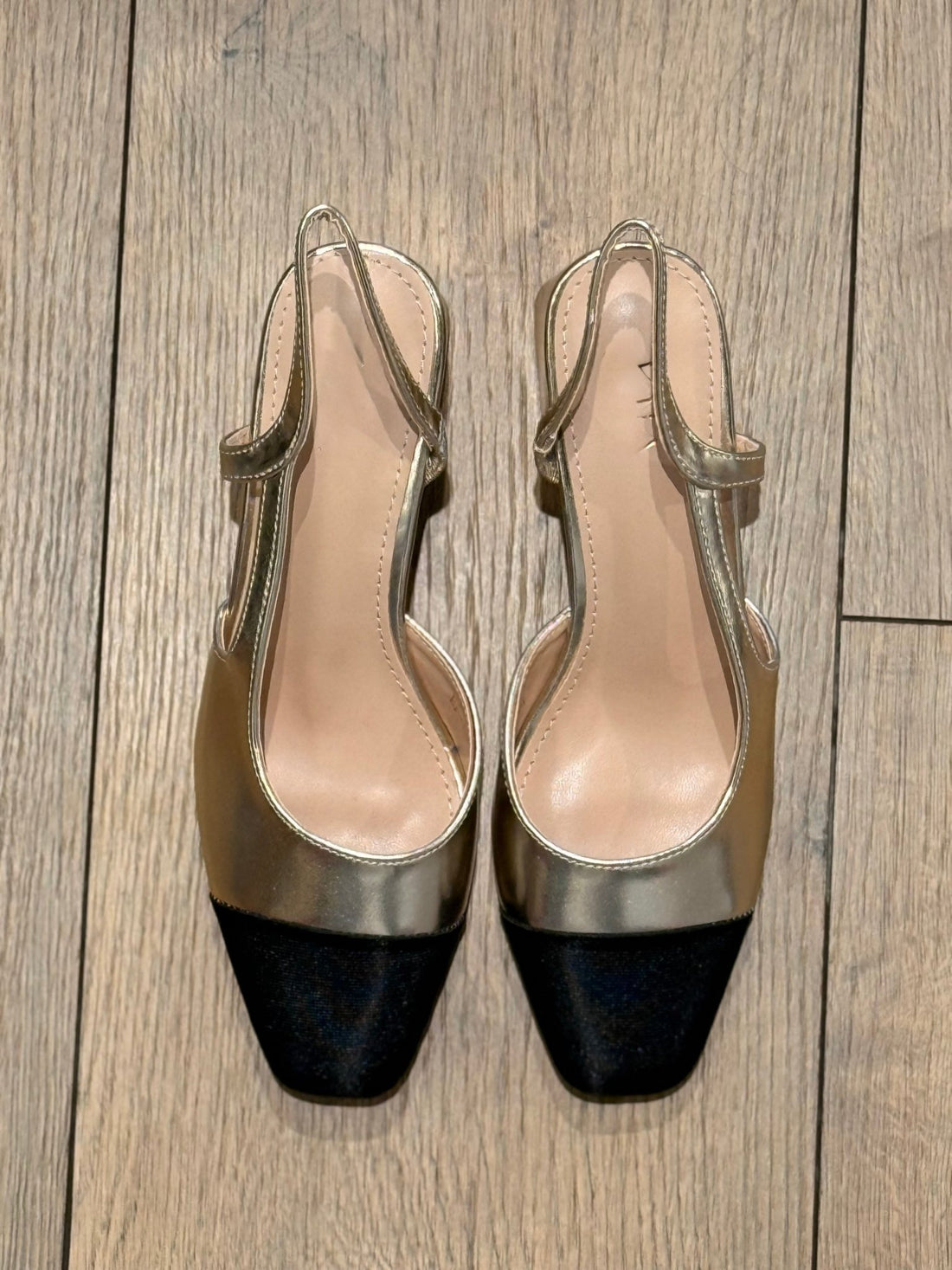 Slingback à talon or et noir - Léone